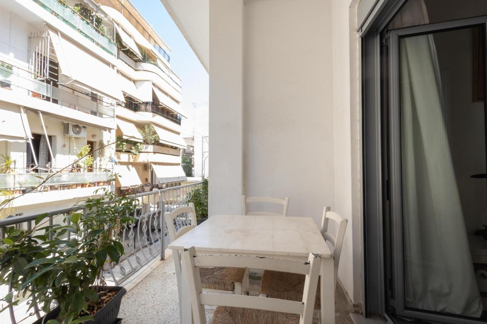Renovated 5 Bdr House Near Acropolis - New Beds, Terrace & Green Yard Athen Exterior foto