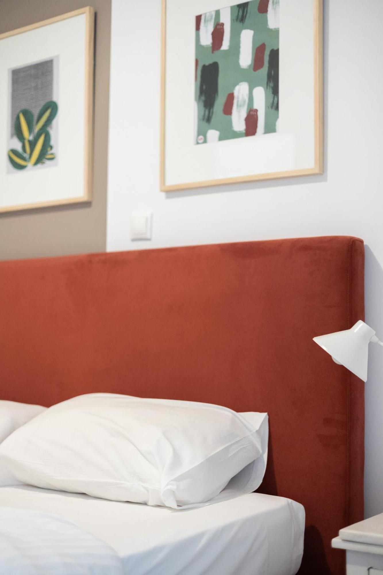 Renovated 5 Bdr House Near Acropolis - New Beds, Terrace & Green Yard Athen Exterior foto