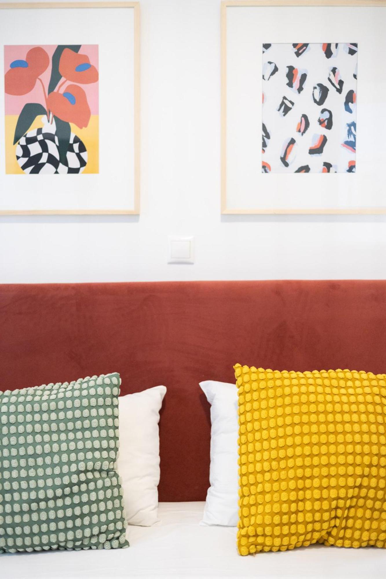 Renovated 5 Bdr House Near Acropolis - New Beds, Terrace & Green Yard Athen Exterior foto