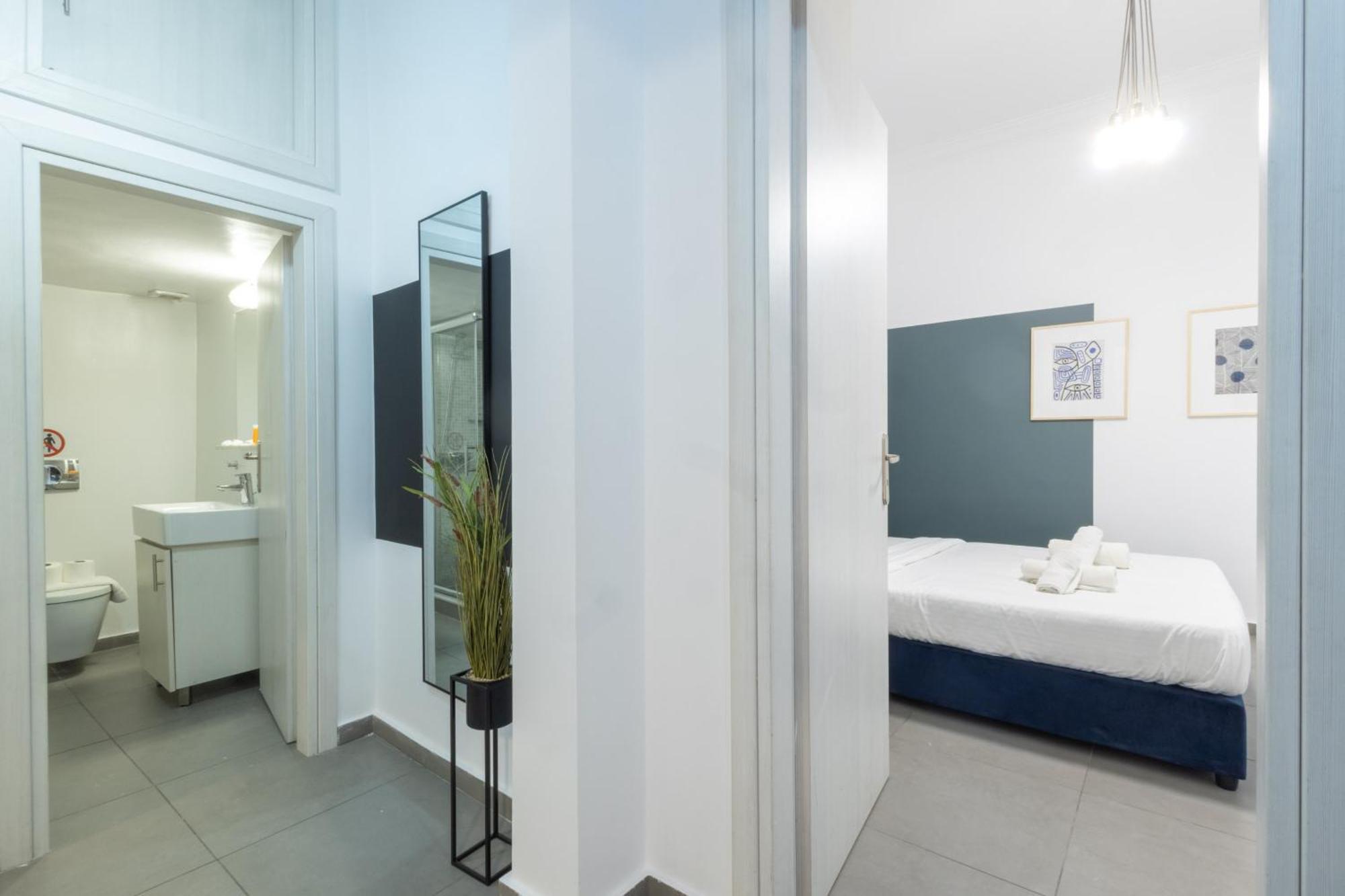 Renovated 5 Bdr House Near Acropolis - New Beds, Terrace & Green Yard Athen Exterior foto
